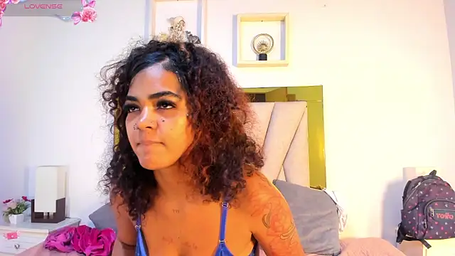 Chatroom XXX en direct de vahiolet_fuentes