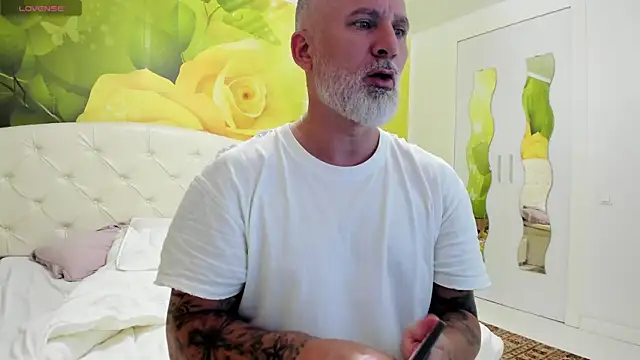 Webkamerová show BlowMyXXL