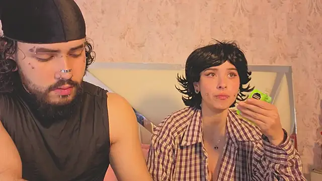 Chat XXX en directo de Benny_and_Mark