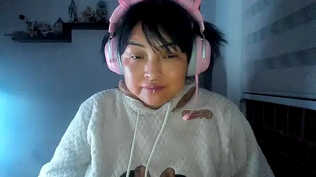 Chatroom XXX en direct de Shaddycute_