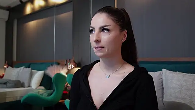 EmilyTrix's Live XXX Chat