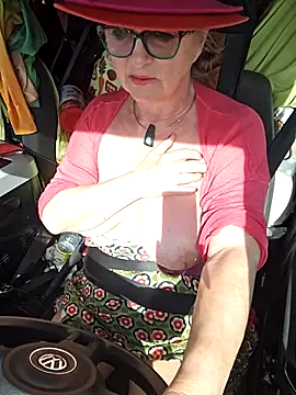 Hot-Muci – webcam-show