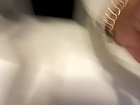 แชท XXX สดของ wynterheat