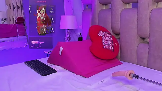 ZaraWilde 现场XXX聊天