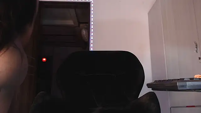 Вебкам-шоу mistressbigcock777