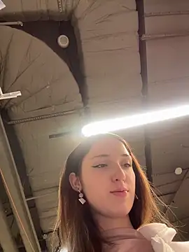 โชว์เว็บแคมของ DollyTall