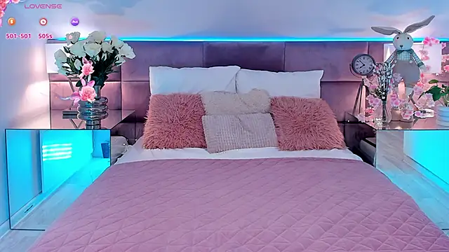 LullyFox Chat XXX in diretta