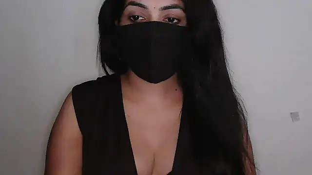 Chat XXX en directo de Reddy_Trisha