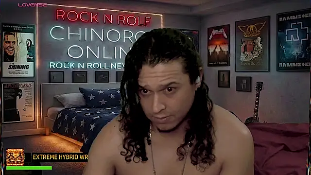 chino_roz Show in webcam