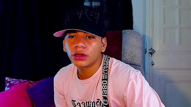 Show Webcam de Aless_bigg