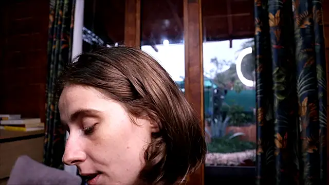 LittleMe97: απευθείας συνομιλία ΧΧΧ