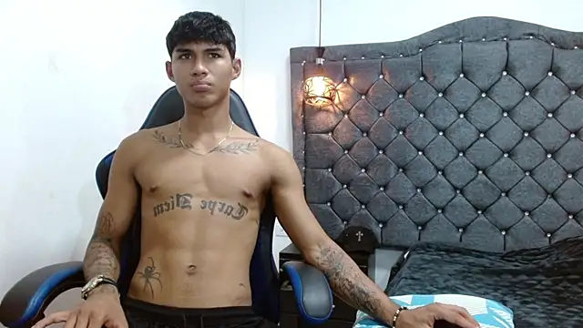 luka_big18 Live XXX-Chat