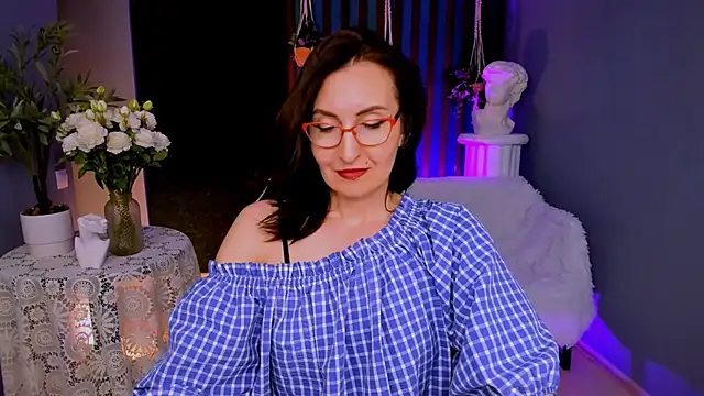 Chat +18 de UnaTerra ao vivo