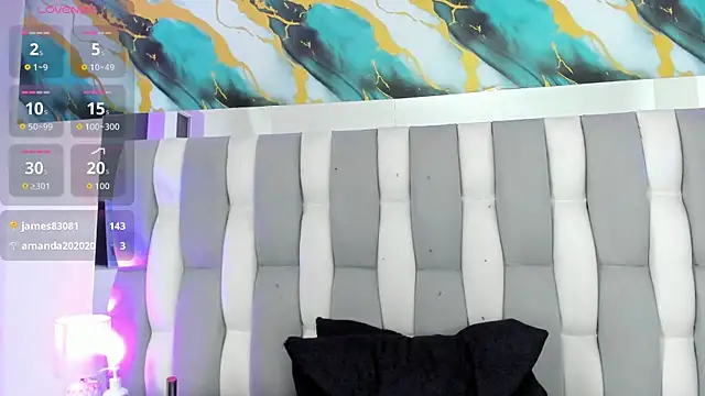 Chat +18 de IsaDiiaz ao vivo