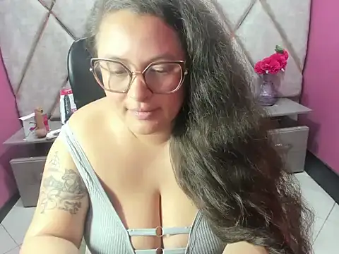 Sarah_Boobs_ 现场XXX聊天