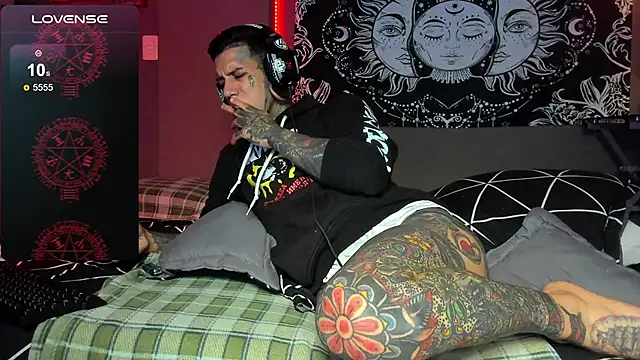 แชท XXX สดของ jhonny__ackerman