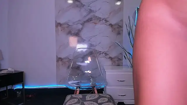 Chatroom XXX en direct de Calyselen