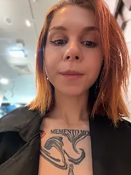 Chat XXX en directo de RosieSecret