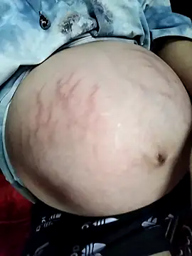 qczb1012's Live XXX Chat