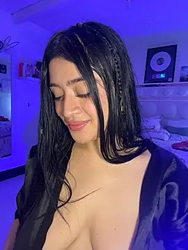 แชท XXX สดของ lucianaroy