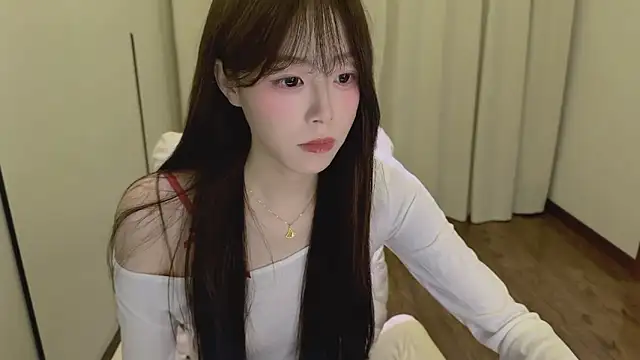 Onecutelittle's Live XXX Chat