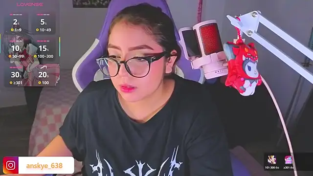 Chat +18 de AnngelaSkye ao vivo