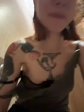 RosieSecret Chat XXX in diretta