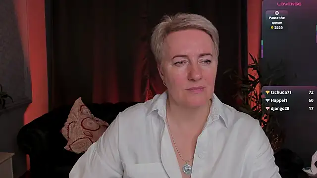 Nika_Smit 现场XXX聊天