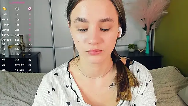 JinnyMcie 现场XXX聊天