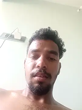 Playboy7305 webkamerás műsora