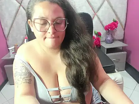 Živý XXX chat Sarah_Boobs_