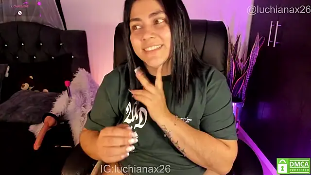 Živý XXX chat lucy26_