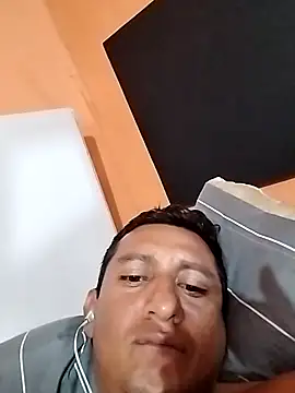 XXX chat uživo modela Albertmarc2