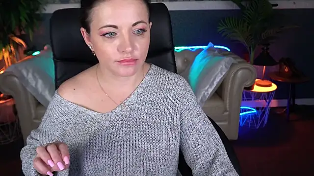 Chat +18 de Dafni_Monn ao vivo