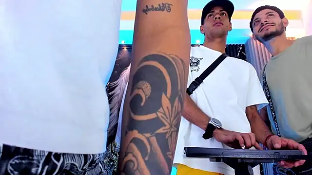 Show de webcam de the_knights_of_the_night_