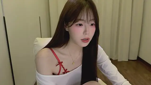 Onecutelittle 라이브 XXX 채팅