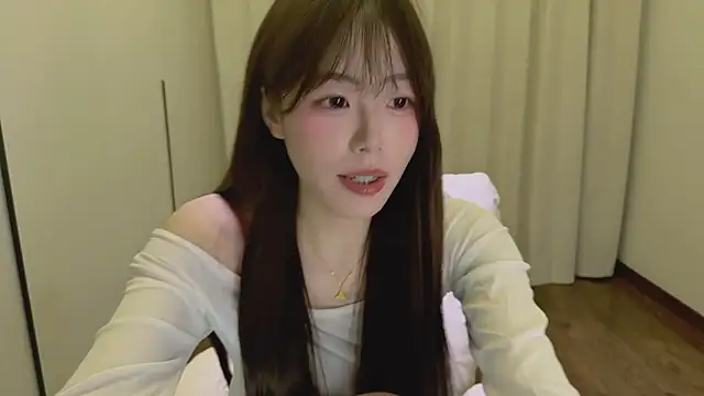 Onecutelittle 现场XXX聊天