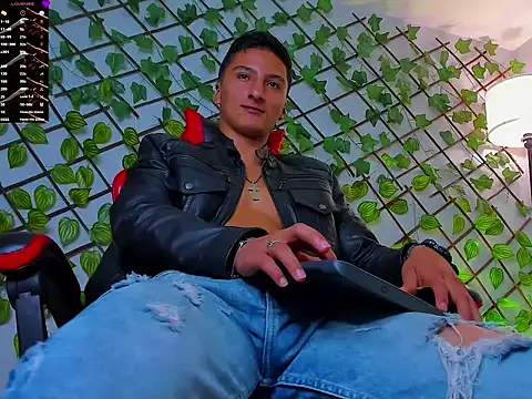 Dominus_Alpha Webcam show