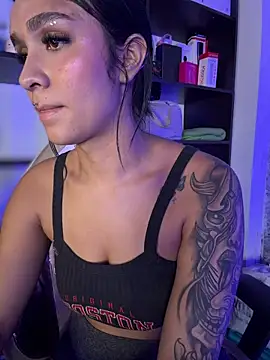 Czat XXX na żywo – Isabella-Teen