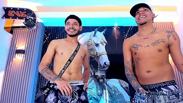 Show de webcam de the_knights_of_the_night_