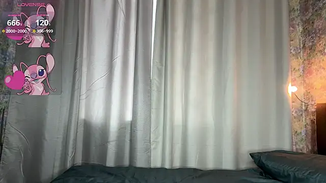 Chat +18 de LoraDavi ao vivo