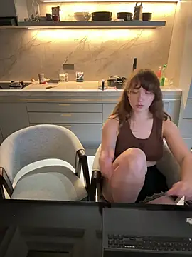 Nura_n_Sarah webcam show