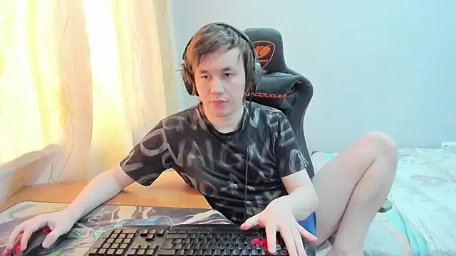 iliaskrislove's Live XXX Chat