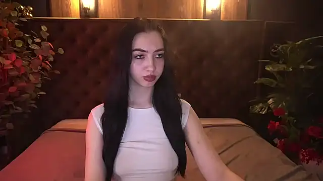 WildKittenX_ লাইভ XXX চ্যাট