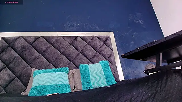 hilary_banks1's Live XXX Chat