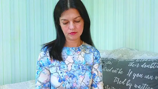 _Lily_'s Live XXX Chat