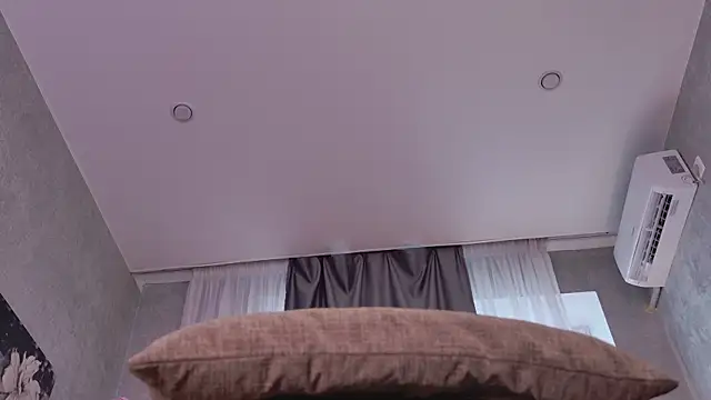 lisabaus Adlı Modelin Canlı XXX Sohbeti