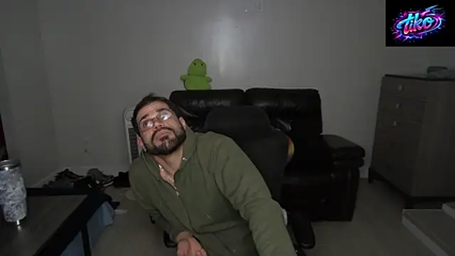 Zander823: онлайн-секс-чат