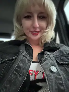 Chat XXX en directo de RonnieKiss