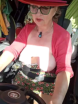 Hot-Muci's Webcam Show